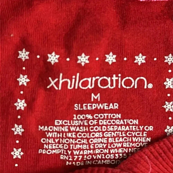 Xhilaration Women’s top long sleeve / Sleepwear - Picture 2 of 3